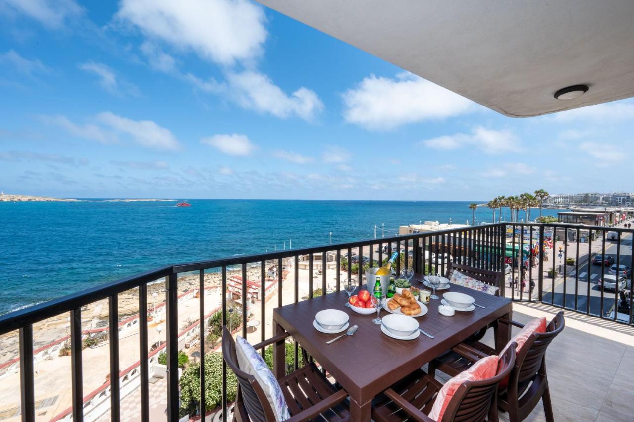 Islet Promenade Seafront Apartment With Large Corner Terrace By Getawaysmalta San Pawl il-Baħar Eksteriør billede