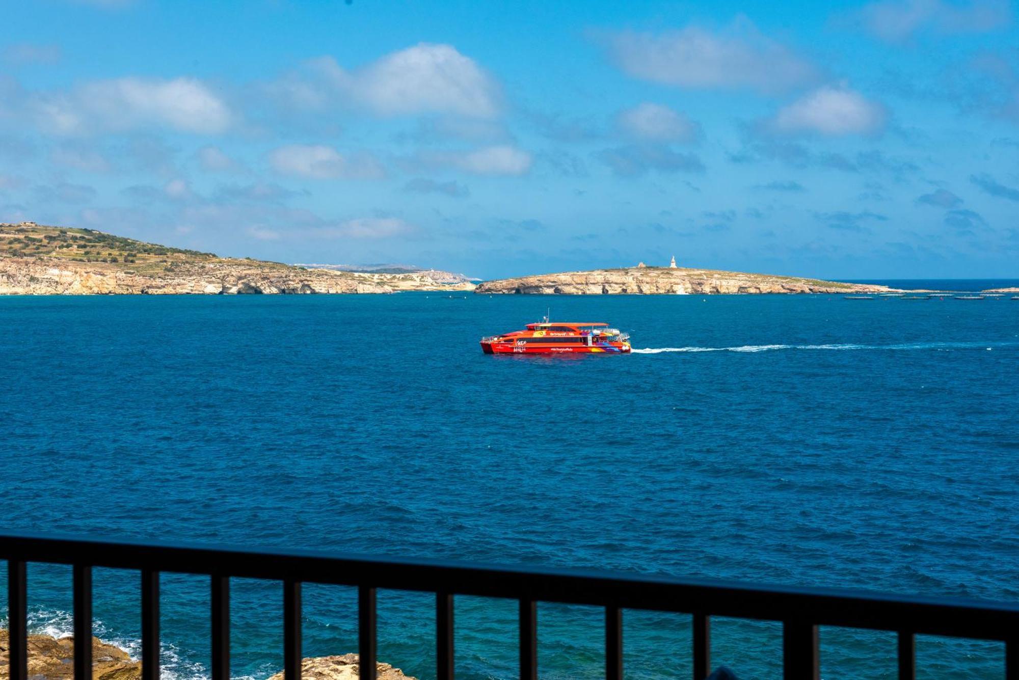 Islet Promenade Seafront Apartment With Large Corner Terrace By Getawaysmalta San Pawl il-Baħar Eksteriør billede